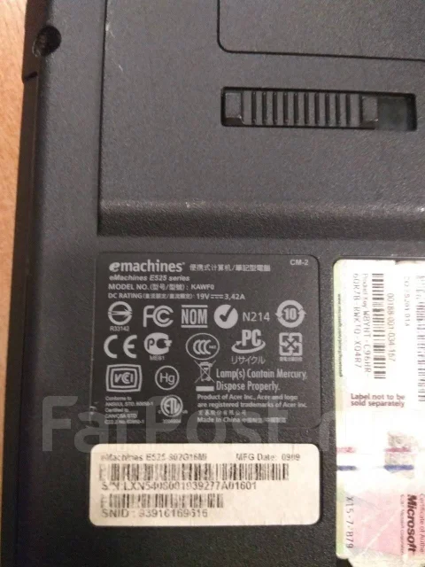eMachines E525. 15.6", 1 800����, ��� 2048 ��, ���� 160���, WiFi: 1, Bluetooth: 1, ����������� �� 2��. ����