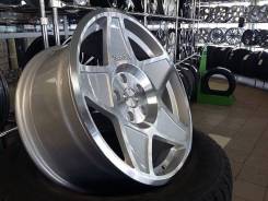 Rotiform. 8.0x17", 5x114.30, ET30, ЦО 67,1 мм. Под заказ
