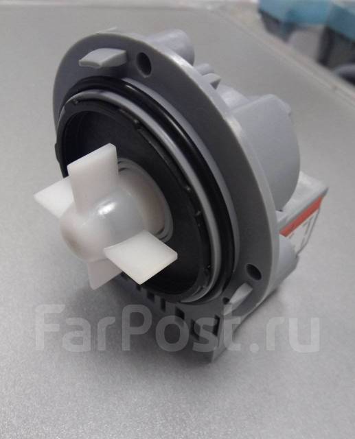 Помпа насос Askoll 40W 3 винта для Electrolux, Zanussi, Candy, LG ...