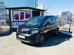 Toyota Voxy. Без водителя