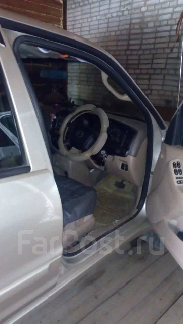Mazda Tribute. �������, ��������, 2.0 (129��.�.), ������, 210����. �� ����