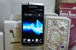 Sony Ericsson Xperia arc. �/� ����