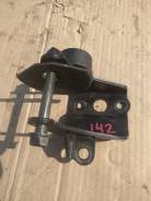 Кронштейн опоры двигателя. Toyota Premio, ZRT260 Toyota Allion, ZRT260 Toyota Corolla Axio, ZRE142 Toyota Corolla Fielder, ZRE142, ZRE142G Двигатели...