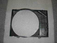 Диффузор. Toyota Land Cruiser, UZJ100, UZJ100L, UZJ100W Lexus LX470, UZJ100 Двигатель 2UZFE