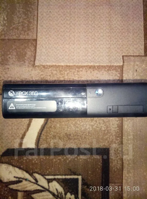 Microsoft Xbox 360 E. ��� ����� �� ������� ����