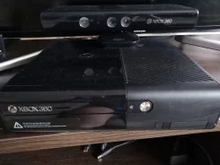 Microsoft Xbox 360 E ����