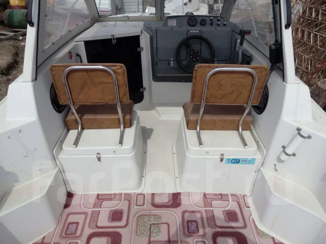Nissan. 1989 ���, ����� 6��., ��������� ���������, 115��.�., ������ ����
