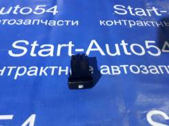 Кнопка открывания бензобака. Toyota Crown Majesta, GRS180, GRS181, GRS182, GRS183, GRS184, URS206, UZS186, UZS187, UZS207 Toyota Crown, ARS210, AWS210...