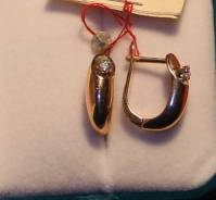 Серьги.