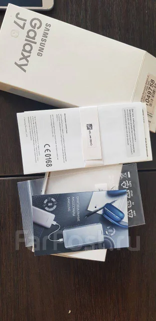 Samsung Galaxy J7 2016. �/�, �������, 4G LTE, Dual-SIM ����