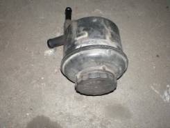 Бачок гидроусилителя руля. Toyota ToyoAce, LY101, LY102, LY111, LY112, LY121, LY122, LY131, LY132, LY151, LY152, LY161, LY162, LY201, LY202, LY211, LY...
