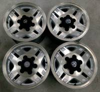 Toyota. 7.0x15", 6x139.70, ET8
