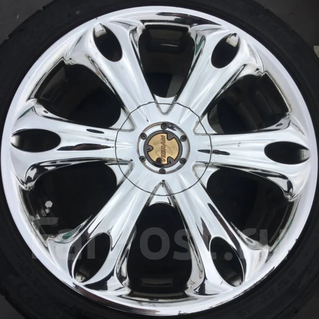 Wibram. 7.0x17", 4x114.3, 5x114.3, ET45. ��� ����� �� ������������ ����