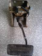 Педаль тормоза. Nissan Laurel, FJC32, HC33, FC33, HCC33, EC33, ECC33 Двигатели: RB20E, CA18I, RB20DET, RB25DE, RB20DE