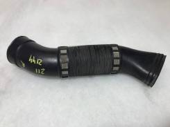 Патрубок воздухозаборника. Mercedes-Benz E-Class, S211, W211 Двигатели: M112E26, M112E32