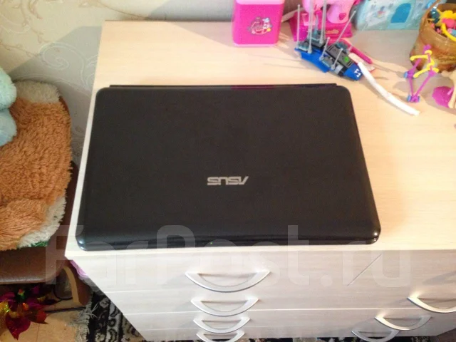 Asus K50IN. 15.6", 2,2����, ��� 4 ��, ���� 110���, WiFi: 1, ����������� �� 5��. ����