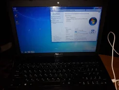 Asus X552. 2,2����, ��� 4 ��, ���� 500���, WiFi, Bluetooth, ����������� �� 2��.