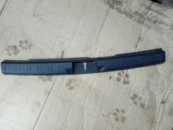 Крепление крышки багажника. Subaru Forester, SG, SG5, SG6, SG69, SG9, SG9L