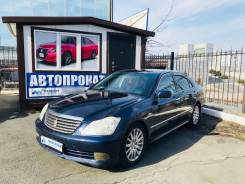 Toyota Crown. Без водителя