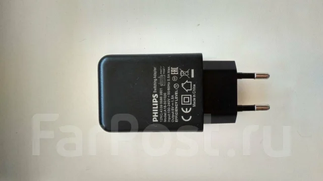 Philips Xenium V387. �/�, ������, 3G, Dual-SIM ����