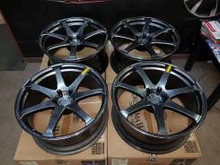 AVS Model F7. 9.0/9.5x20, 5x120.00, ET17/35, ЦО 72,6 мм.