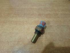 Датчик включения вентилятора. Honda: Accord Aerodeck, Prelude, Accord, Saber, Inspire, Vigor Acura TL Двигатели: B20A3, B20A4, B20A5, B20A6, B20A7, B2...