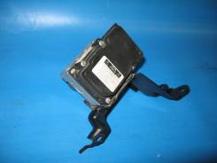 Блок abs. Toyota Camry, ACV40, GSV40 Двигатели: 2AZFE, 2GRFE