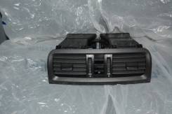 Решетка вентиляционная. Skoda Fabia, 5J2, 5J5 Двигатели: BBM, BLS, BMS, BNM, BNV, BSW, BTS, BXW, BZG, CAVE, CAYA, CAYB, CAYC, CBZA, CBZB, CEVA, CFNA...