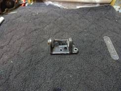 Кронштейн. Toyota: Corsa, Corona, Corolla II, Corolla, Tercel, Raum, Carina, Sprinter, Caldina, Sera, Paseo, Cynos, Starlet Двигатели: 2E, 3E, 3EE, 3E...