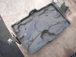 Крепление аккумулятора. Mitsubishi Pajero, V63W, V64W, V65W, V66W, V67W, V68W, V73W, V74W, V75W, V76W, V77W, V78W Mitsubishi Montero, V63W, V64W, V65W...
