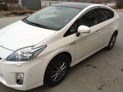 Toyota Prius. С водителем