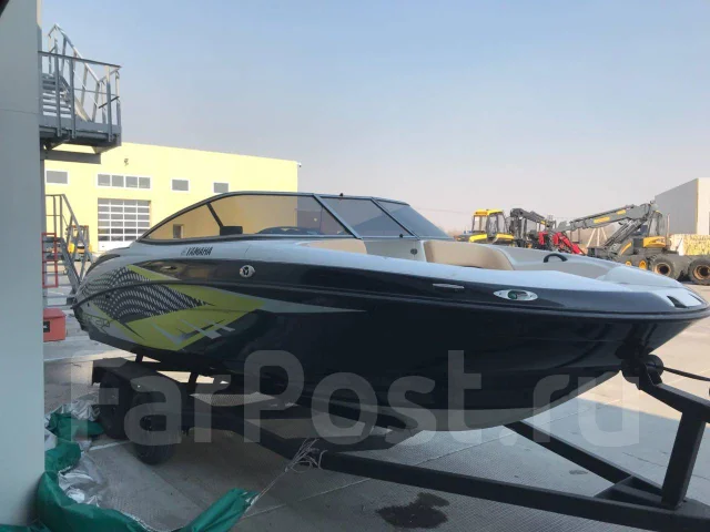 Yamaha AR210. 2008 ���, ����� 6,4��., ��������� ������������, 210��.�., ������ ����