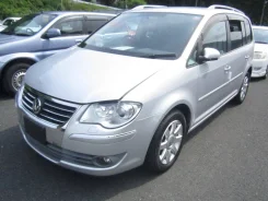 Volkswagen Touran ����