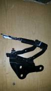 Крепление капота. BMW X1, E84 Двигатели: N52B30, N20B20, N46B20, N47D20