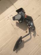 Педаль газа. Toyota Ipsum, ACM21, ACM21W, ACM26, ACM26W Toyota Picnic, ACM20, ACM20R, ACM21, CLM20 Toyota Picnic Verso, ACM20, ACM21, CLM20 Toyota Ave...
