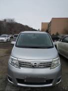 Nissan Serena. С водителем