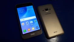 Samsung Galaxy J1 2016. �/�, 8 ��, �������, 4G LTE, Dual-SIM. ��� �����