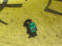 Кнопка стеклоподъмника TOYOTA VITZ KCP90 R R