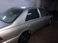 Toyota Vista. Без водителя