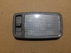 Светильник салона. Toyota: Crown, Ipsum, Altezza, Avensis Verso, Vista, Crown Majesta, Mark II Wagon Blit, Harrier, Picnic, Vista Ardeo, Picnic Verso...