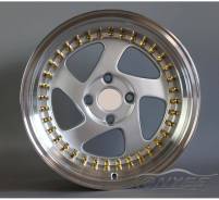 Rotiform. 8.0x15", 4x100.00, ET25, ЦО 73,0 мм. Под заказ