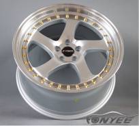 Rotiform. 8.0x18", 5x114.30, ET40, ЦО 73,1 мм. Под заказ