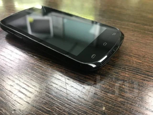 Highscreen Spark. �/�, 4G LTE. ��� ����� �� ���������� ����