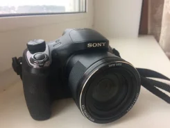 Sony Cyber-shot DSC-H400. 20 � ����� ��, ���: 14� � �����