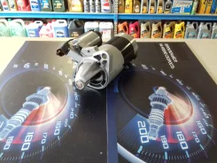 ������� Nissan QG13 QG15 QG18 23300-0M302 ����
