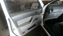 Кнопка стеклоподъемника. Toyota: RAV4, Camry, Sprinter Trueno, Corolla, 4Runner, Hilux, Vista, Sprinter, Land Cruiser, Sprinter Carib, Corolla Levin...