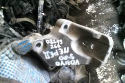 Кронштейн опоры двигателя. Volvo S80