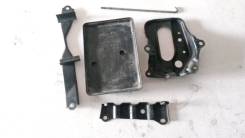 Крепление аккумулятора. Toyota Corolla Fielder, ZZE122, ZZE122G