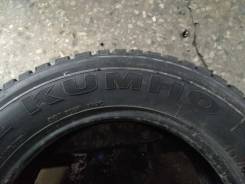 Kumho I'Zen WIS KW19. Зимние, шипованные, износ: 20%, 1 шт