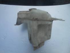 Бачок стеклоомывателя. Mitsubishi Diamante, F31A, F31AK, F34A, F36A, F41A, F46A Двигатели: 6A13, 6G72, 6G73